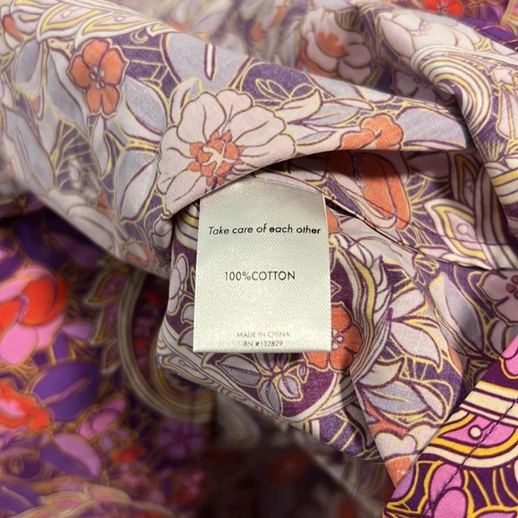 Tell Your Friends / Revolve NWT Basilica Paisley Blouse Size M - Picture 9 of 14